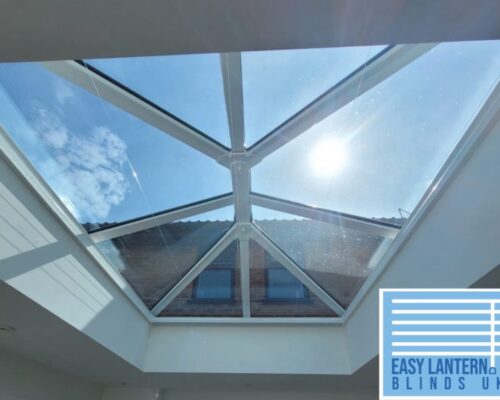 Cellular roof lantern blinds with guide cords 6 Cellular roof lantern blinds with guide cords 6